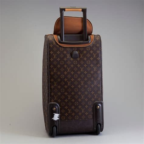 carry-on louis vuitton luggage